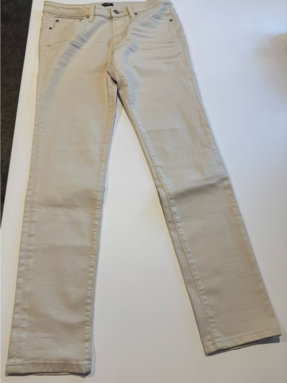 Express Men’s Skinny Jeans in Beige Size 32x32 NWOT